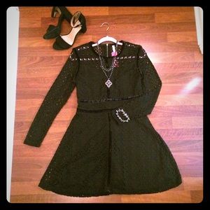 Xhilaration black stretch lace dress w/velvet trim